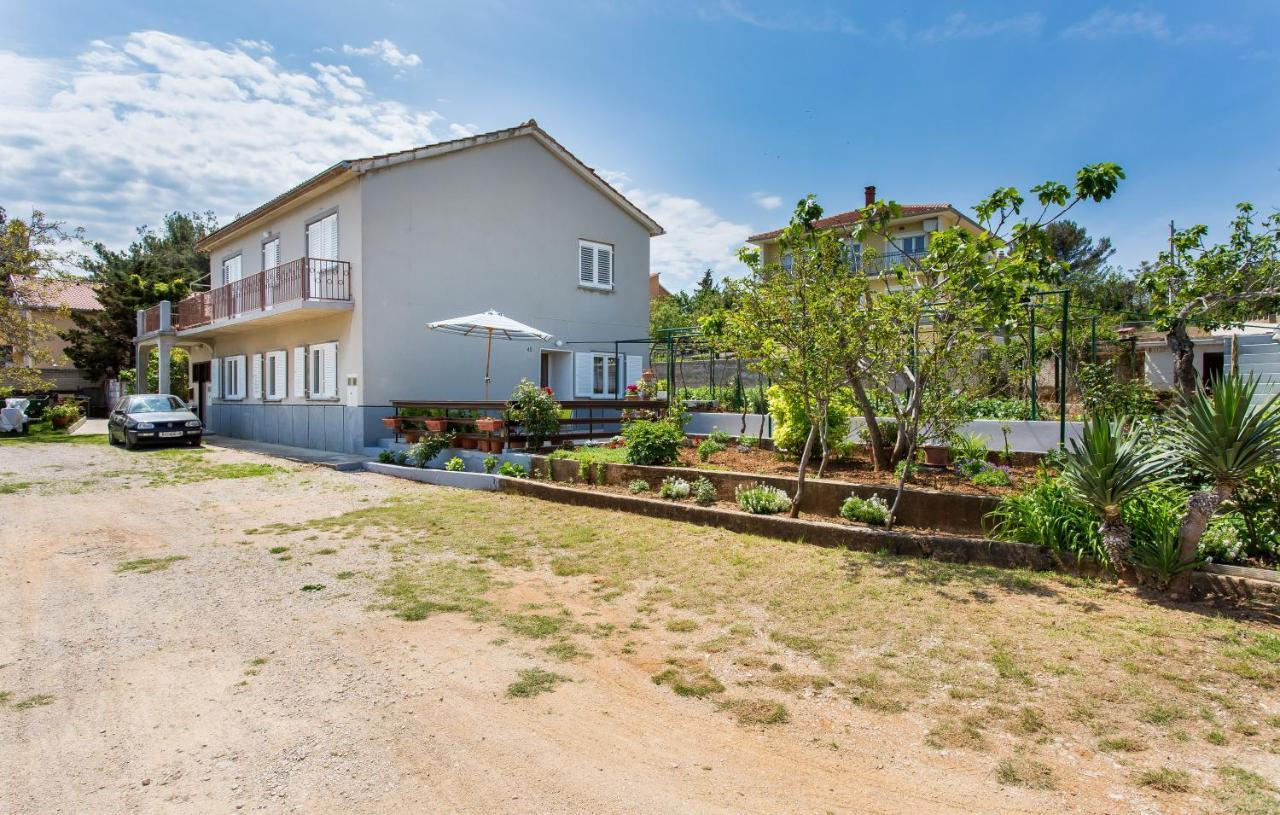 Appartment Rezika Silo  Ngoại thất bức ảnh